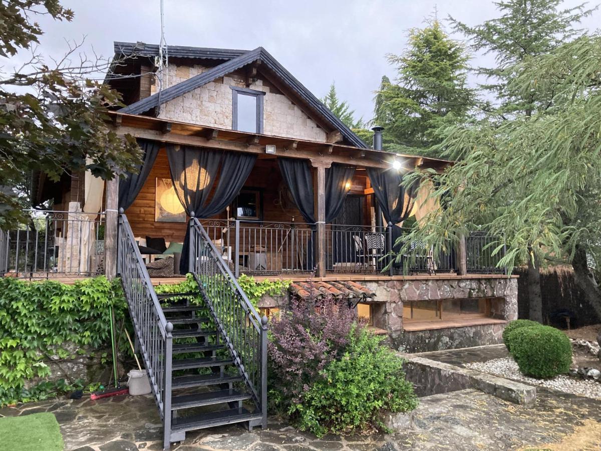 Villa La Amapola Valdemorillo Exterior foto